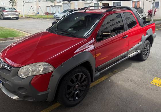 FIAT STRADA 1.8 MPI ADVENTURE CE 16V FLEX 2P MANUAL